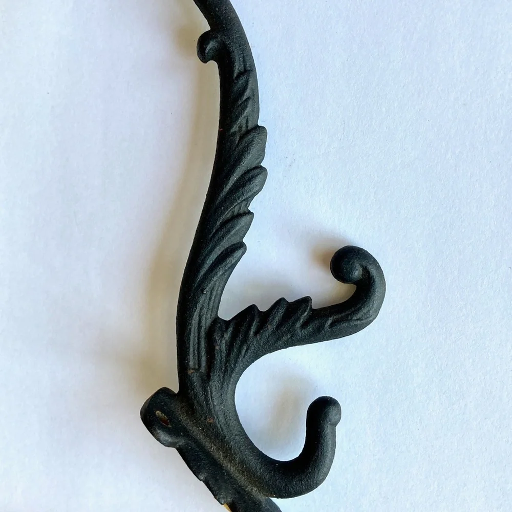 Vintage Black Triple Hook Victorian Ornate Cast Iron Made in Michigan USA 8-1/2